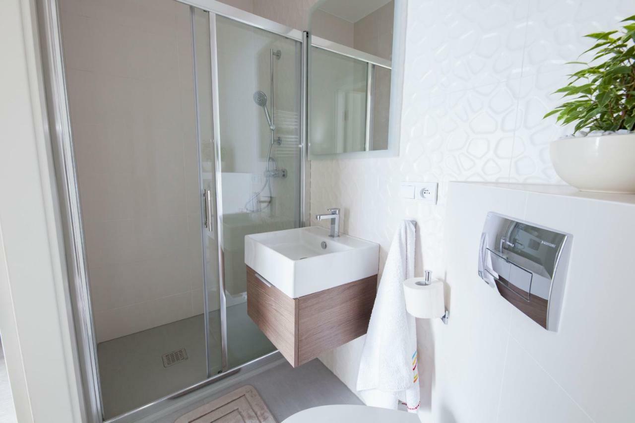 רבאל Raval Apartments - Soft Black מראה חיצוני תמונה